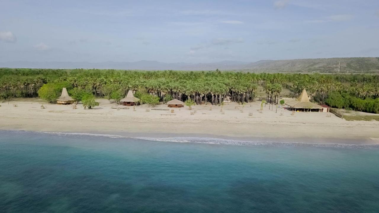 Costa Beach Resort & Club Waingapu Luaran gambar