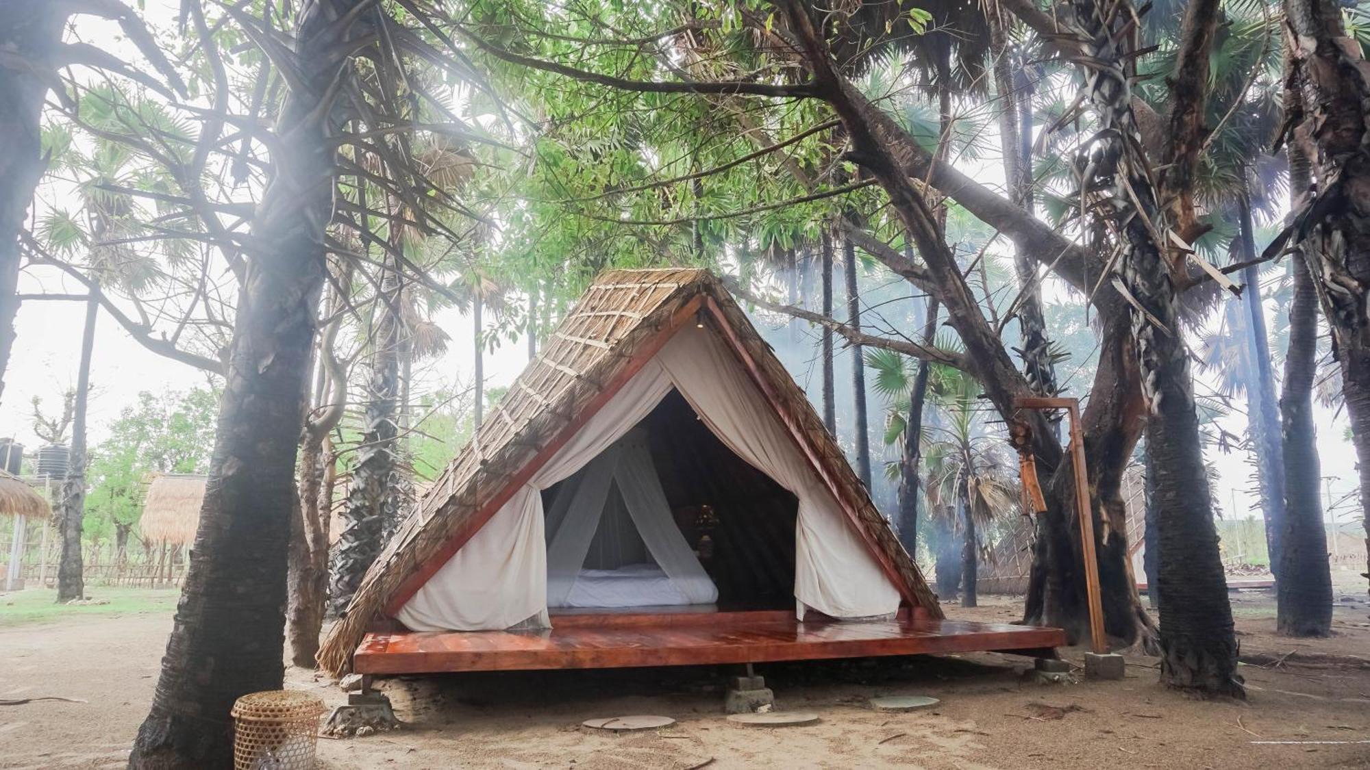 Costa Beach Resort & Club Waingapu Bilik gambar